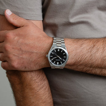 Harison Cruz XM571-B 42mm Stainless Steel