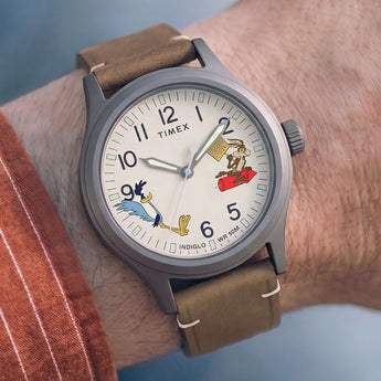 Looney Tunes x Timex Road Runner & Wile E.Coyote Expedition TW2Y99400 Limited Edition