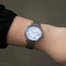 Load image into Gallery viewer, Ellis &amp; Co &#39;Bloom&#39; Silver Tone Stainless Steel Mesh Womens Watch